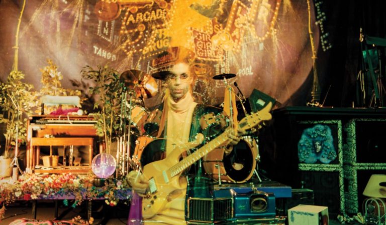 „Sign O‘ The Times“ von Prince wird mit über 60 bisher unveröffentlichten Songs neu aufgelegt