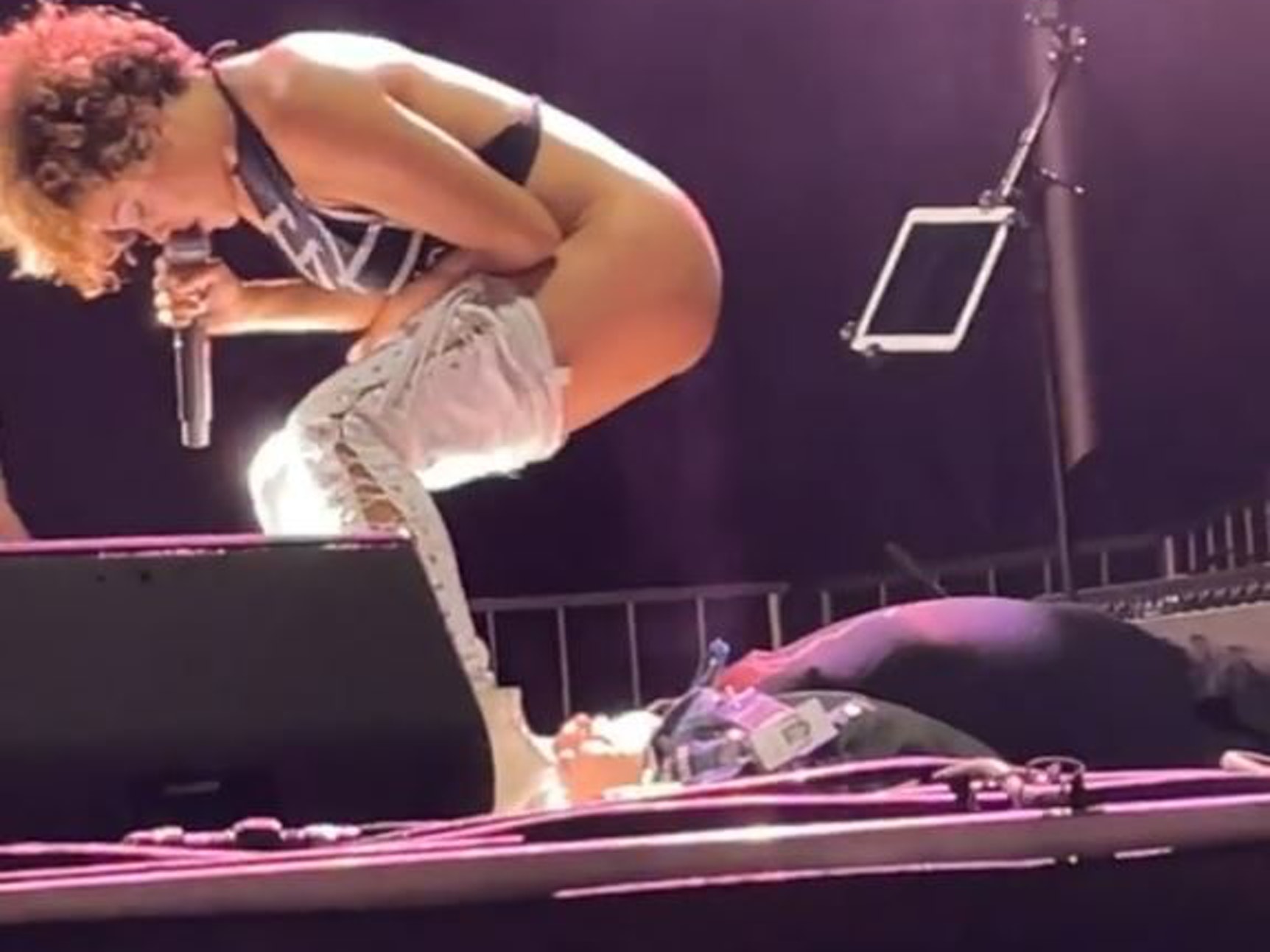 Pop singer riding dick on stage